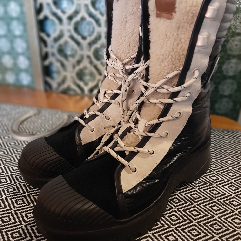Women's Coach Sidney Boots Size 9.5